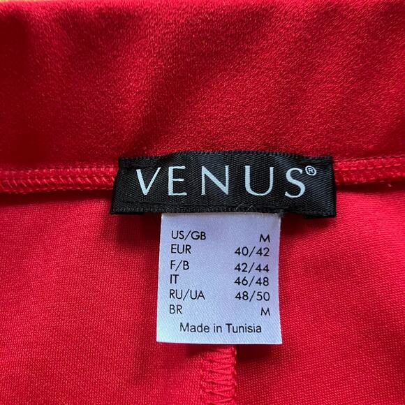 Red asymmetrical hem lace skirt, romantic cherry girl flirty Y2K night out date - Picture 5 of 5